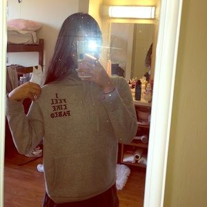 Pablo comfy grey hooodiee